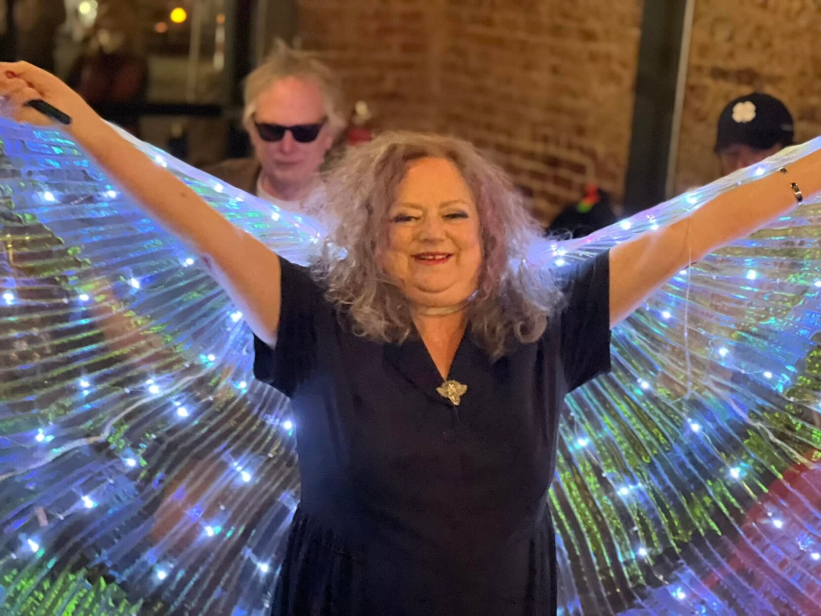 Hundreds show up to cancer-diagnosed co-owner of Zarzours for her fundraiser and birthday
